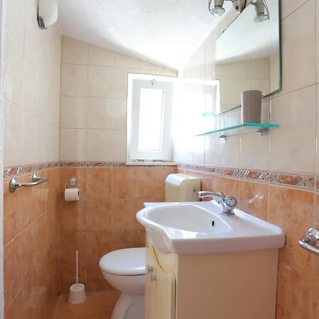 Apartments By The Sea Baska Voda, Makarska - 300 Room photo
