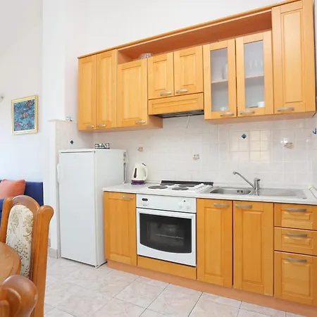 Apartments By The Sea Baska Voda, Makarska - 300 Room photo
