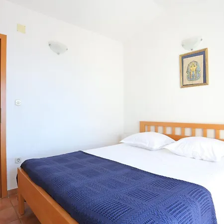 Apartments By The Sea Baska Voda, Makarska - 300 Room photo