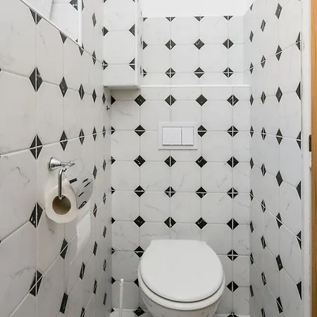 Apartments By The Sea Baska Voda, Makarska - 300 Room photo
