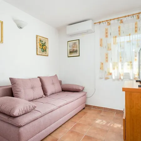 Apartments By The Sea Baska Voda, Makarska - 300 Exterior photo